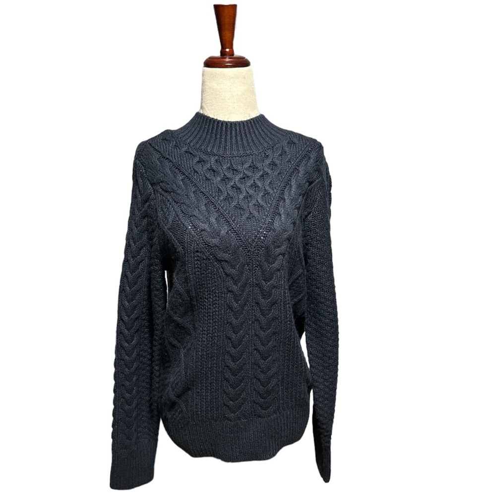 Abercrombie & Fitch Sweater Size S Navy Blue NWT